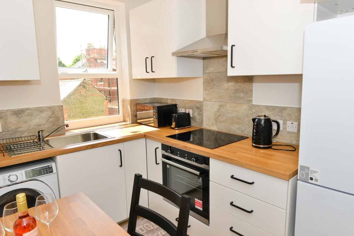 Esterville 1 And 2 Bedrooms Hot Tub Availability Apartment