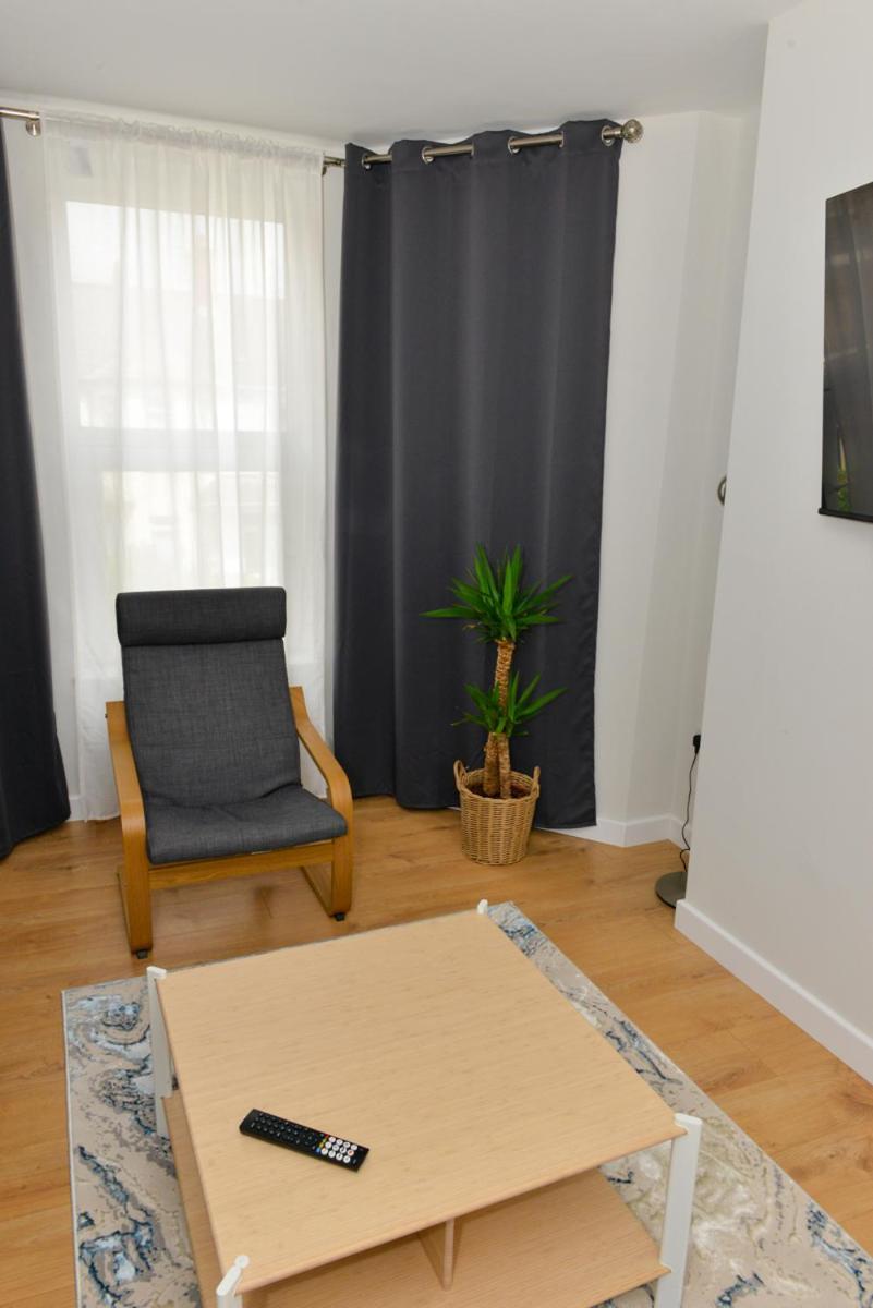 Apartment Esterville 1 And 2 Bedrooms Hot Tub Availability *