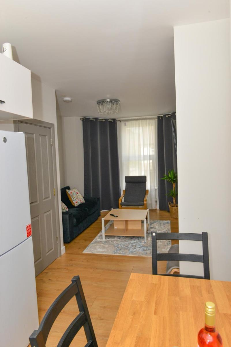 Apartment Esterville 1 And 2 Bedrooms Hot Tub Availability Belfast